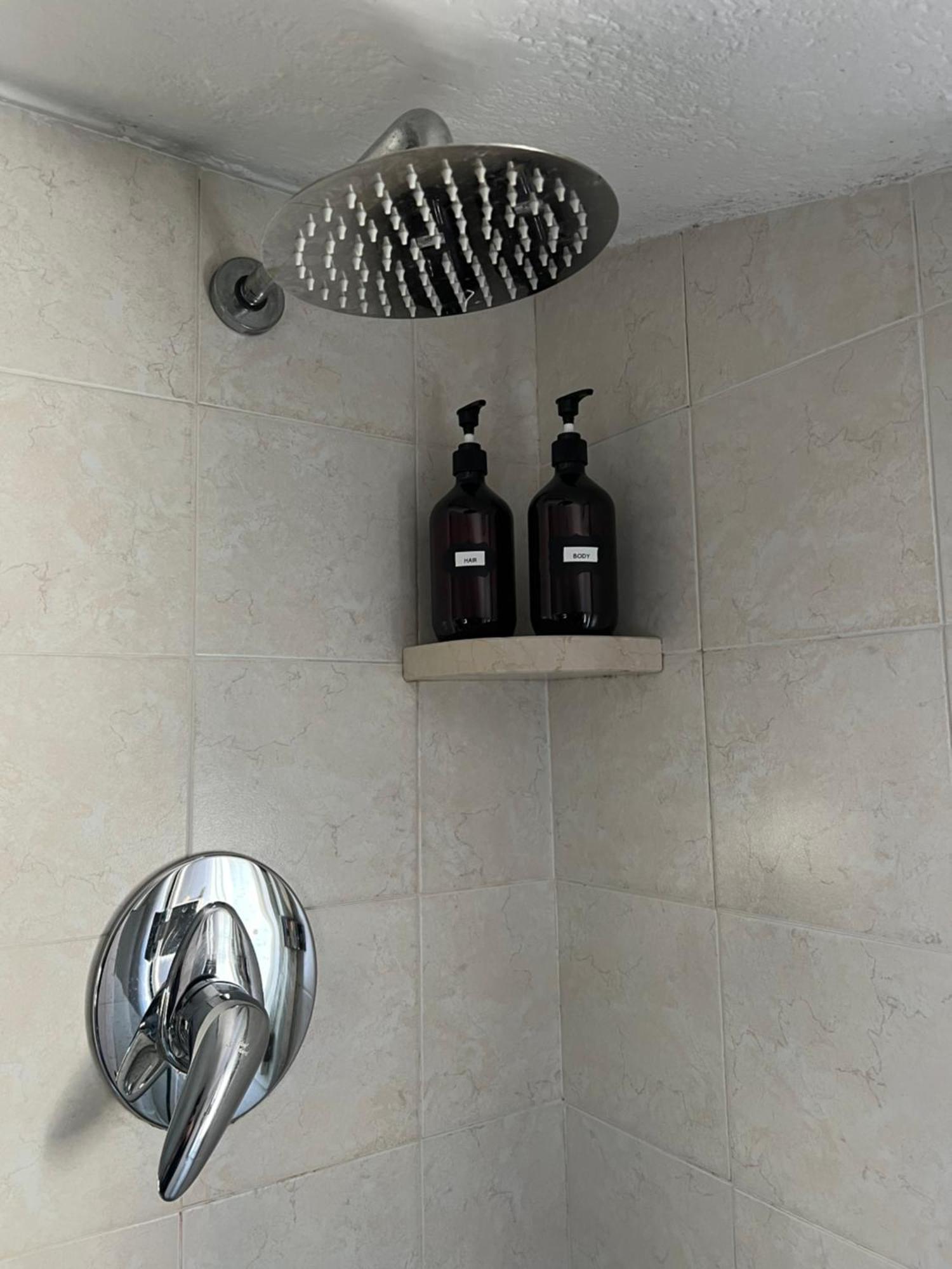 Ferienwohnung Nido Carrara - Immobili E Soluzioni Rent Bergamo Exterior foto